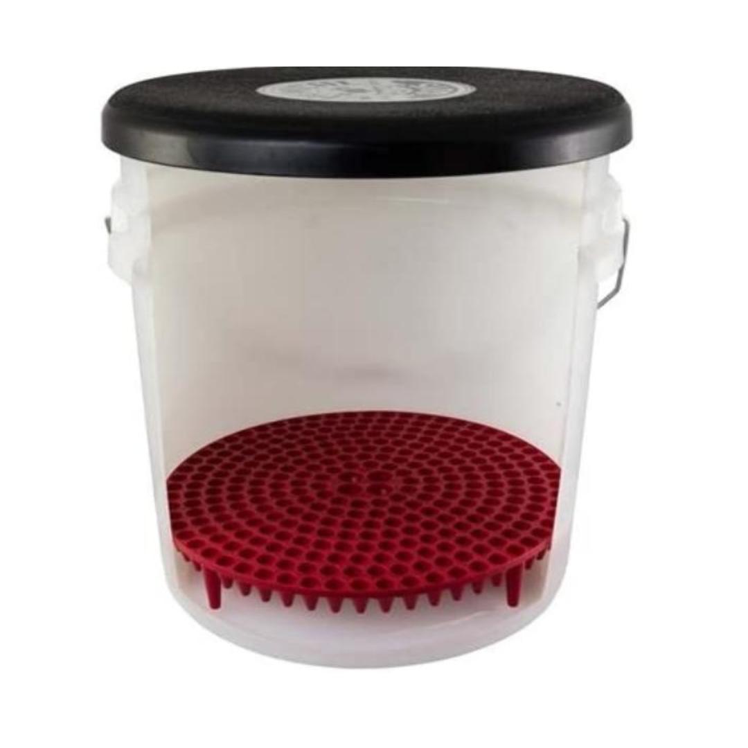 Chemical  Guys Cyclone Dirt Trap Car Wash Bucket Insert Red-Cg